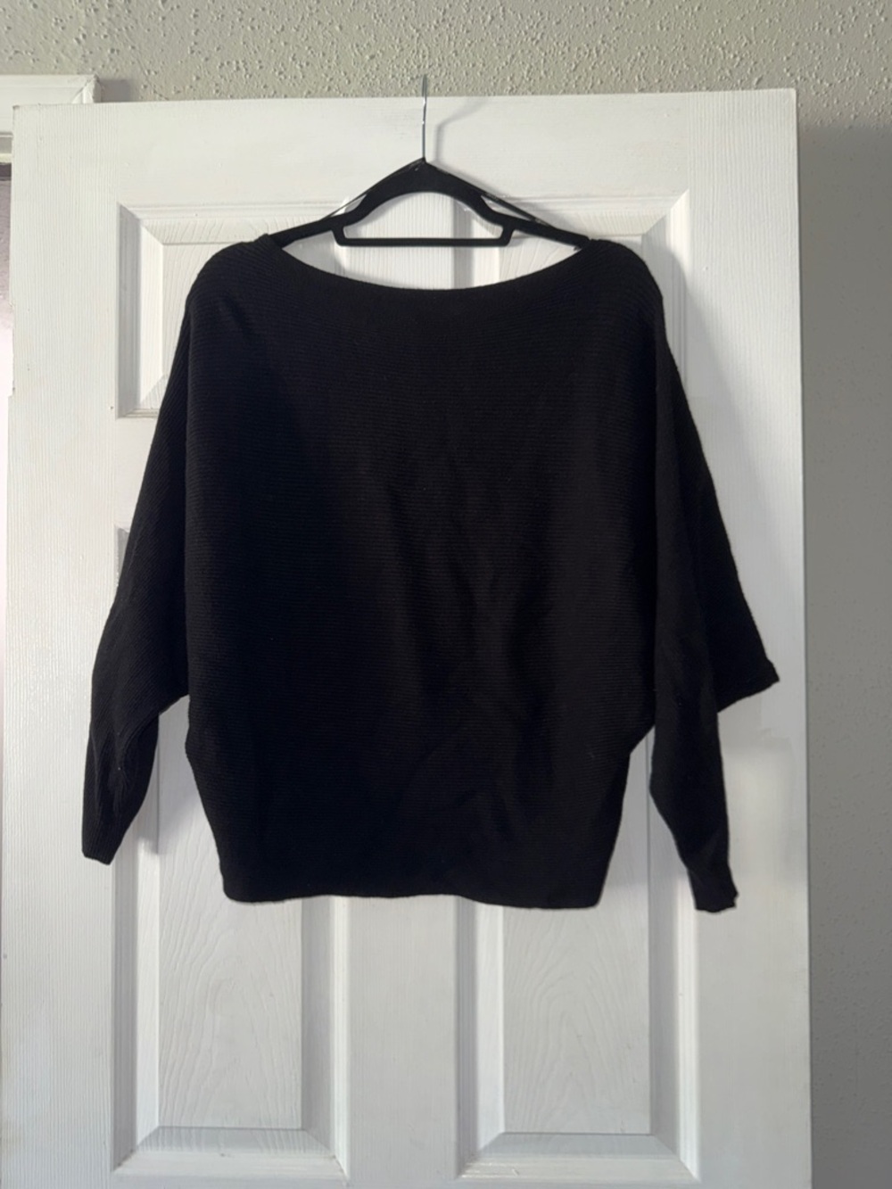 Forever 21 Black Scoop Neck Dolman Sweater